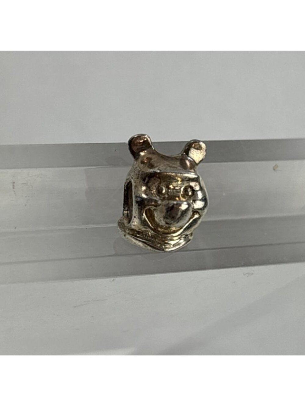 Chamilia Bead - Sterling Silver Winnie the Pooh Charm Pooh Bear 925 - Picture 2 of 4